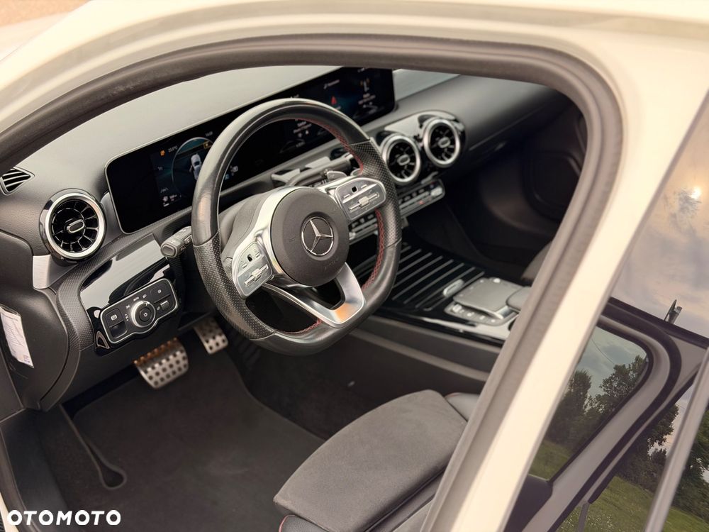 Mercedes-Benz Klasa A 180 d 7G-DCT AMG Line - 14