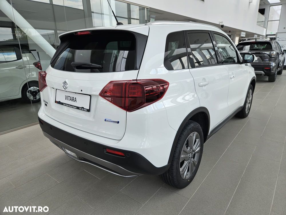 Suzuki Vitara 1.4 Boosterjet 6MT MHEV Passion - 2