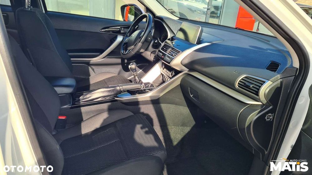 Mitsubishi Eclipse Cross - 6