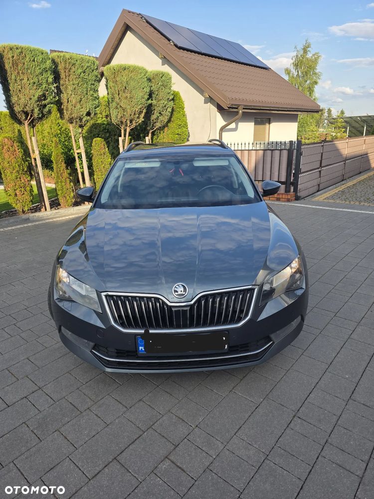Skoda Superb 2.0 TDI Active DSG - 3