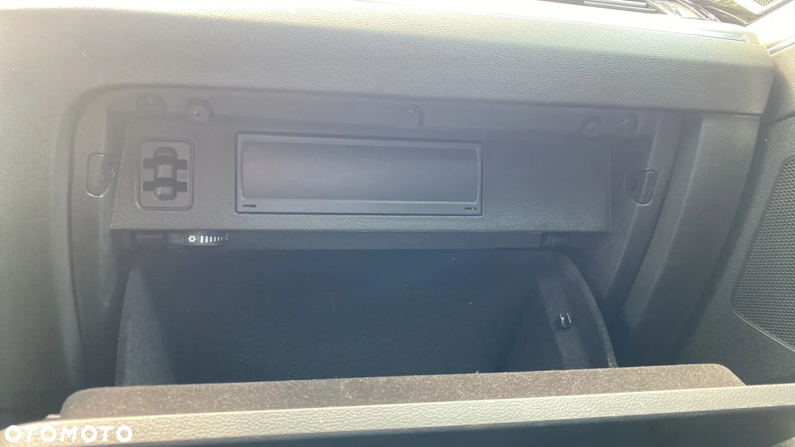 Volkswagen Passat - 27