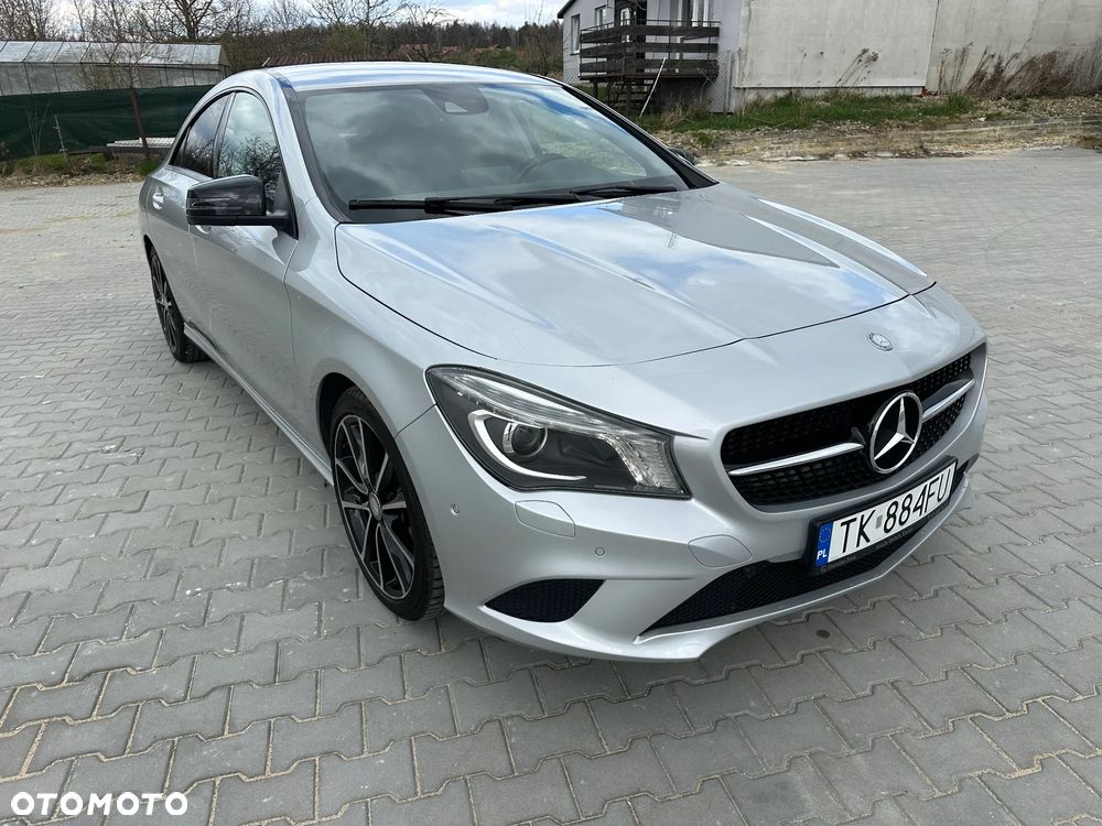 Mercedes-Benz CLA 200 7G-DCT Peak Edition - 4