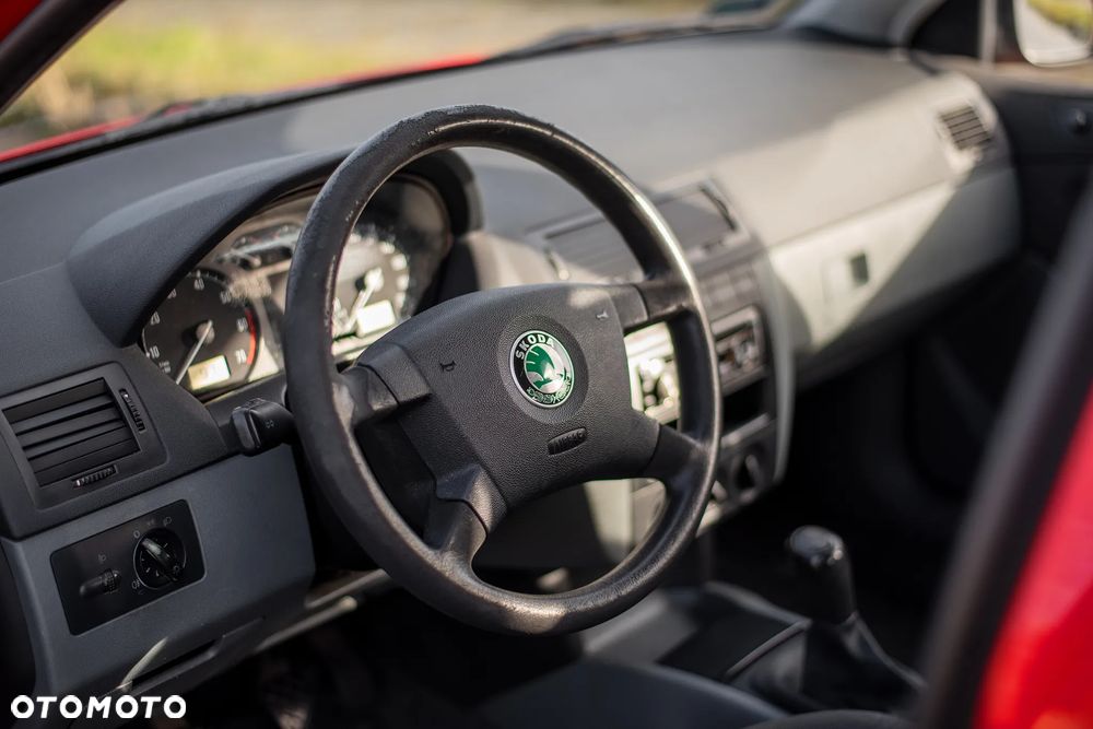 Skoda Fabia 1.2 HTP Classic - 8