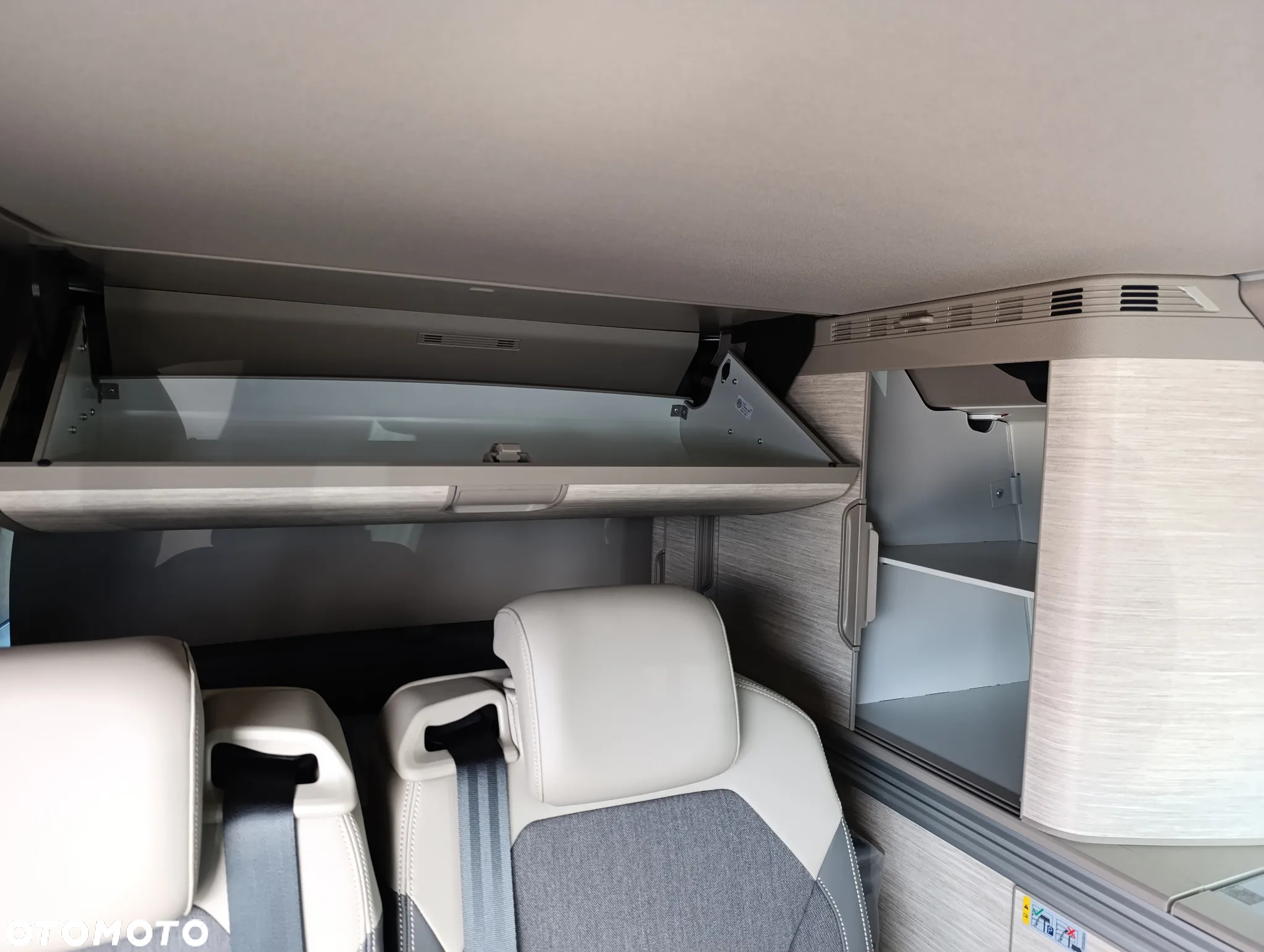 Volkswagen Multivan 2.0 TSI L2 DSG - 9