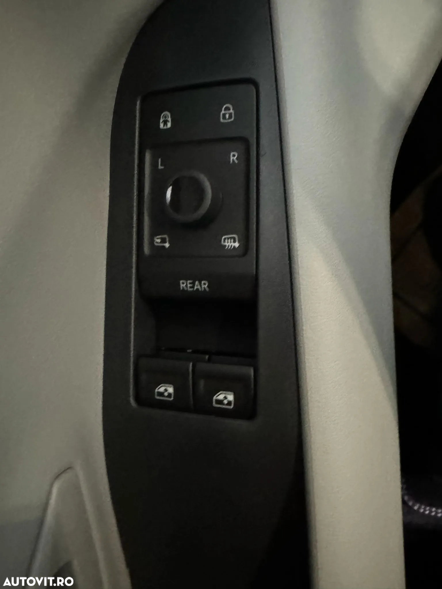 Ford Explorer RWD 77 kWh Extended Range Select - 21