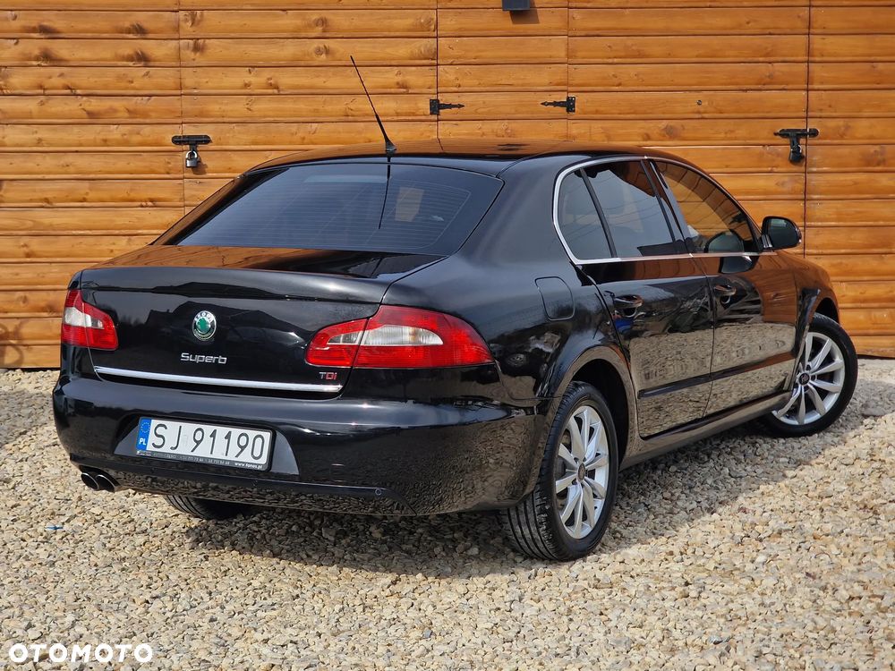 Skoda Superb - 18