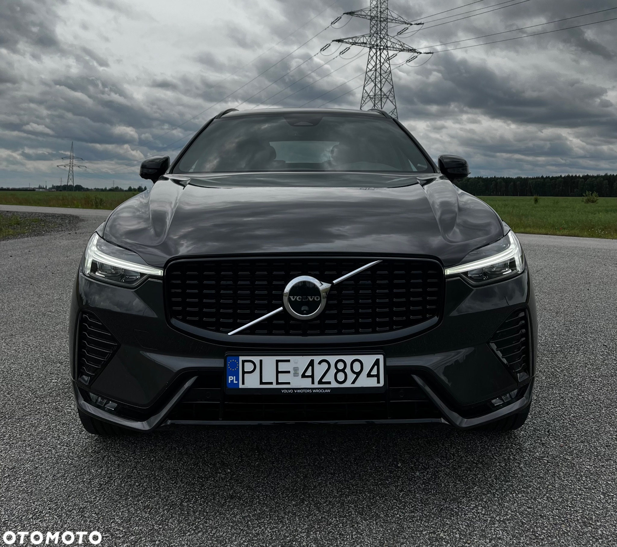 Volvo XC 60 B4 D Plus Dark - 3