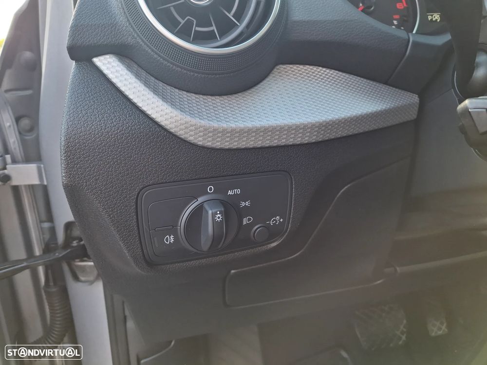 Audi Q2 35 TDI Advanced S tronic - 18