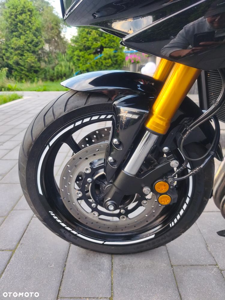 Yamaha FZ8 - 19