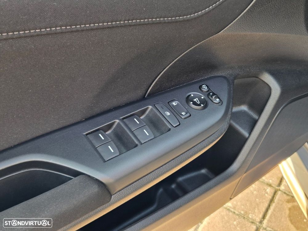 Honda Civic 1.0 i-VTEC Executive - 14