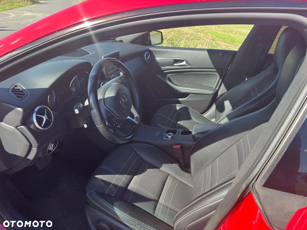 Mercedes-Benz CLA - 22