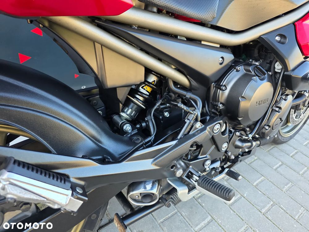 Yamaha XJ - 30
