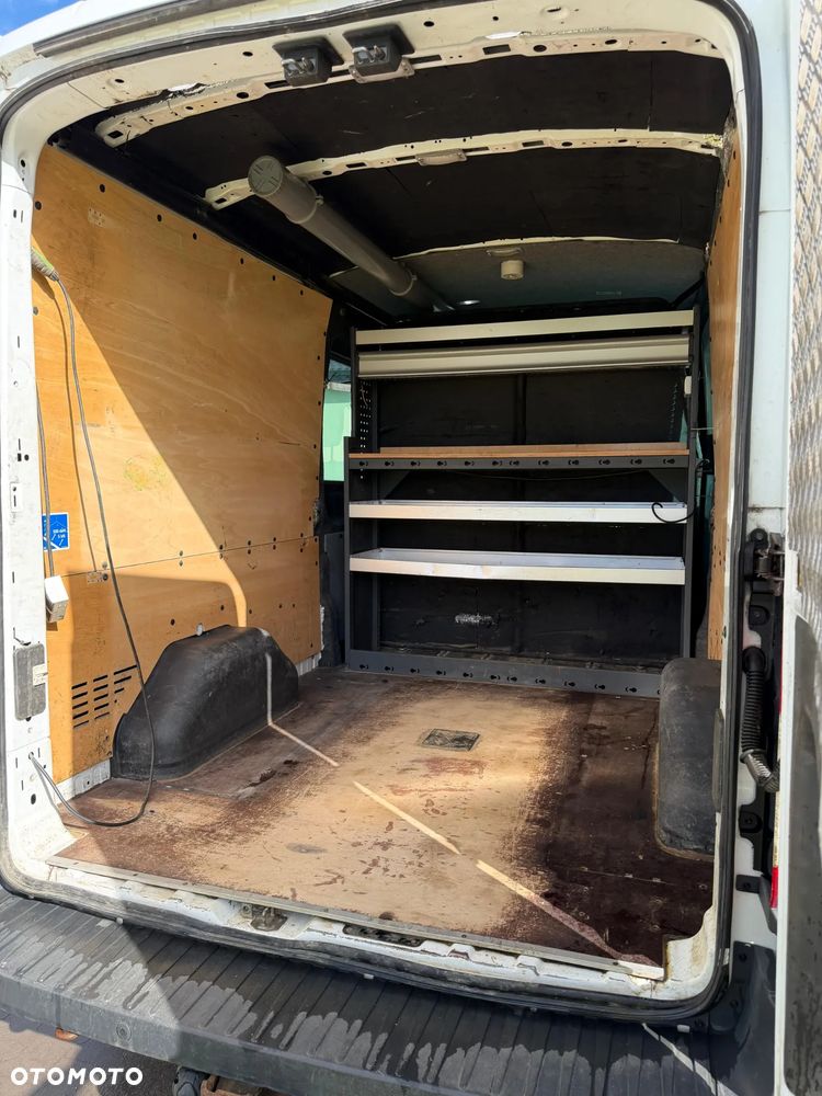 Ford Transit - 33