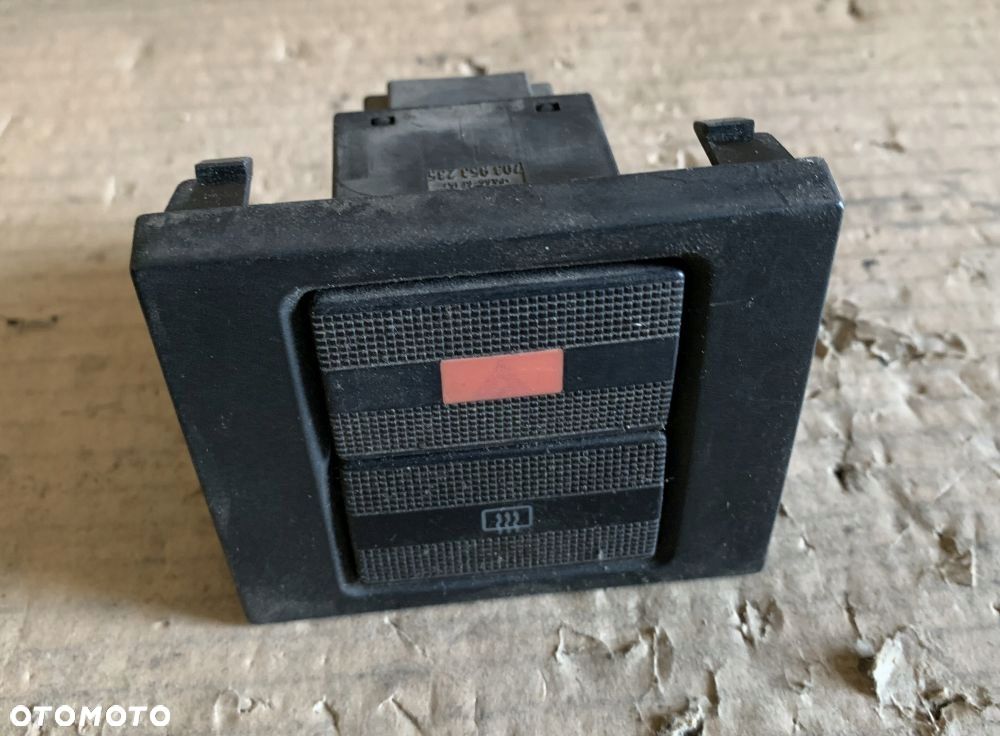 Przełącznik awaryjnuch oraz grania szyby VW T4 703953235 - 1