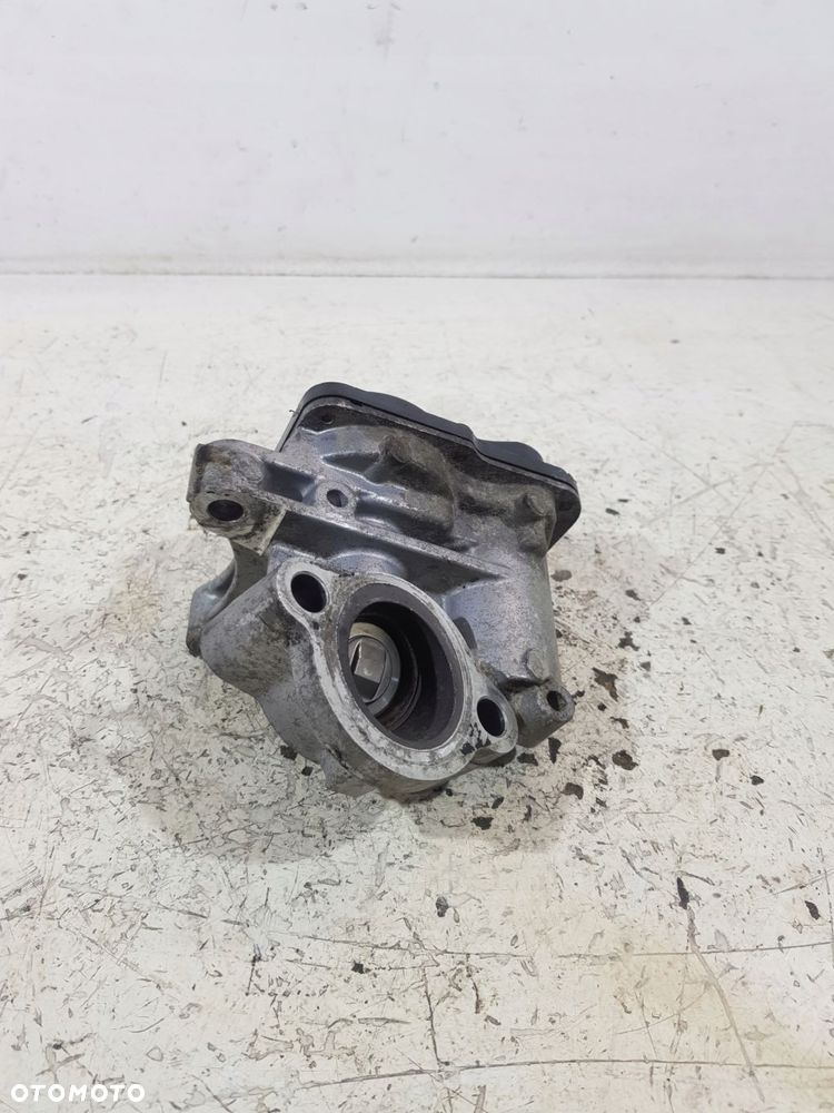 zawór egr h8201068965 mercedes w205 renault 1.6 dci 626951 - 12