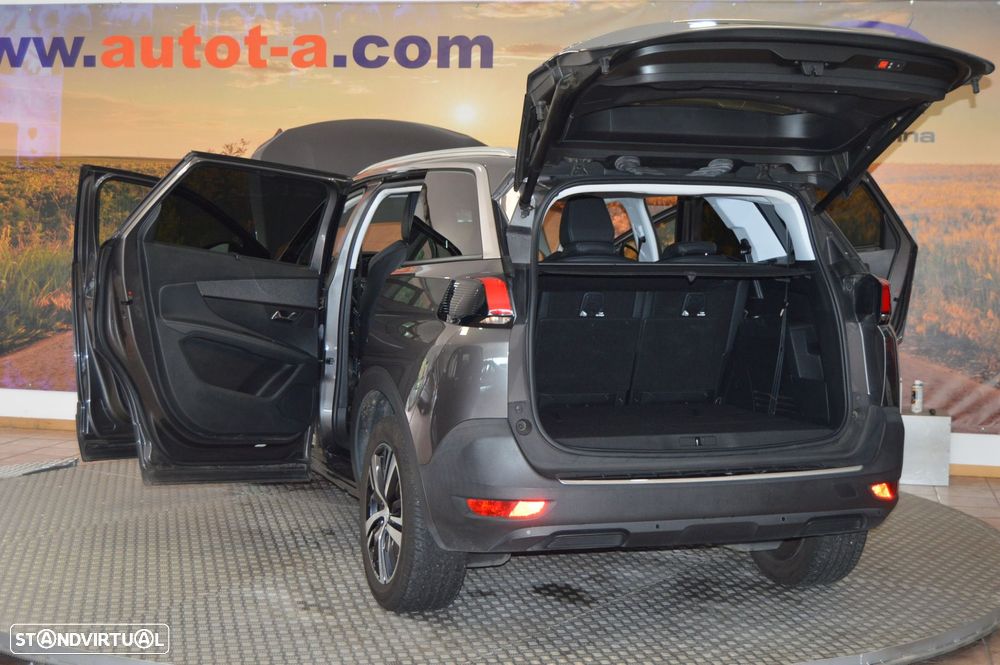 Peugeot 5008 1.2 PureTech Allure EAT6 - 12