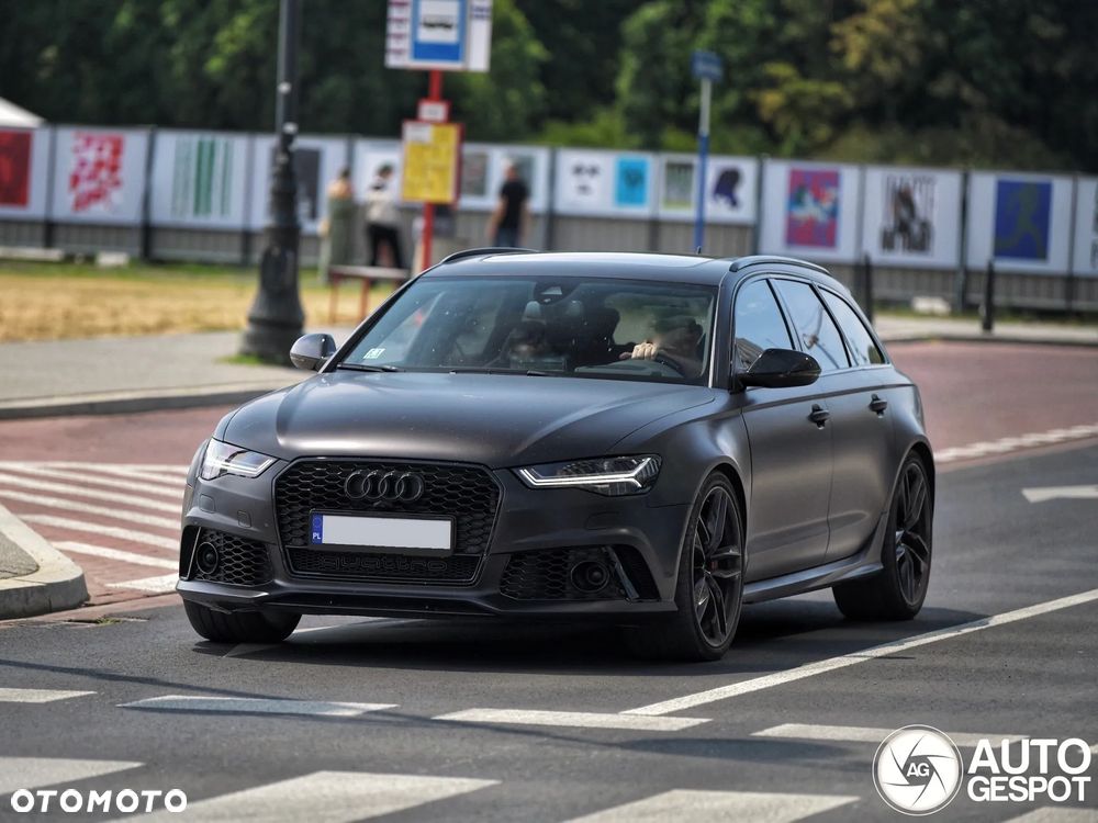 Audi RS6 Avant Standard - 1