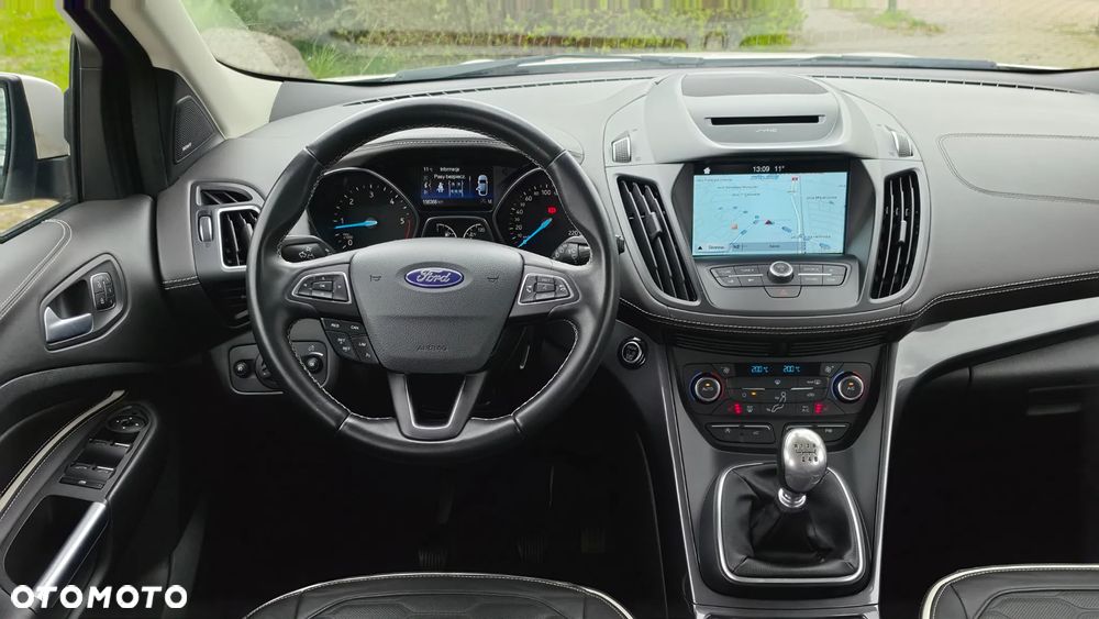 Ford Kuga - 30
