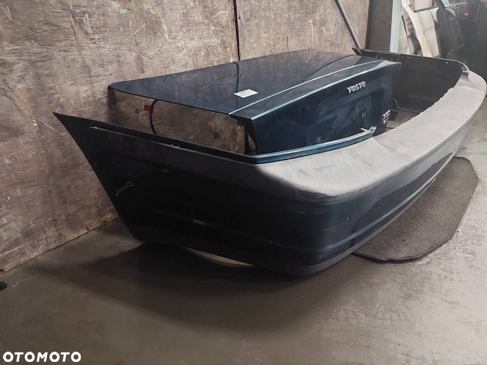 LAMPA LEWY TYŁ + PRAWY TYŁ VOLVO S80 I - 24
