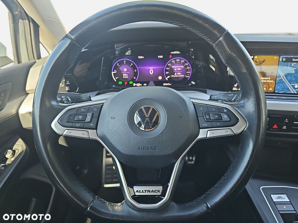 Volkswagen Golf - 17