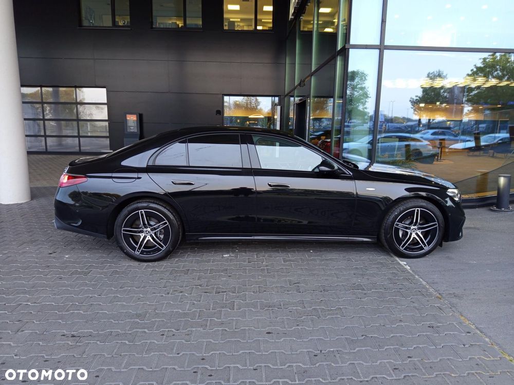 Mercedes-Benz E-Class 2025 photo 5