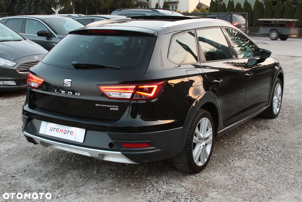 Seat Leon Sportstourer 2.0 TDI Start&Stop 4Drive DSG X-Perience - 13