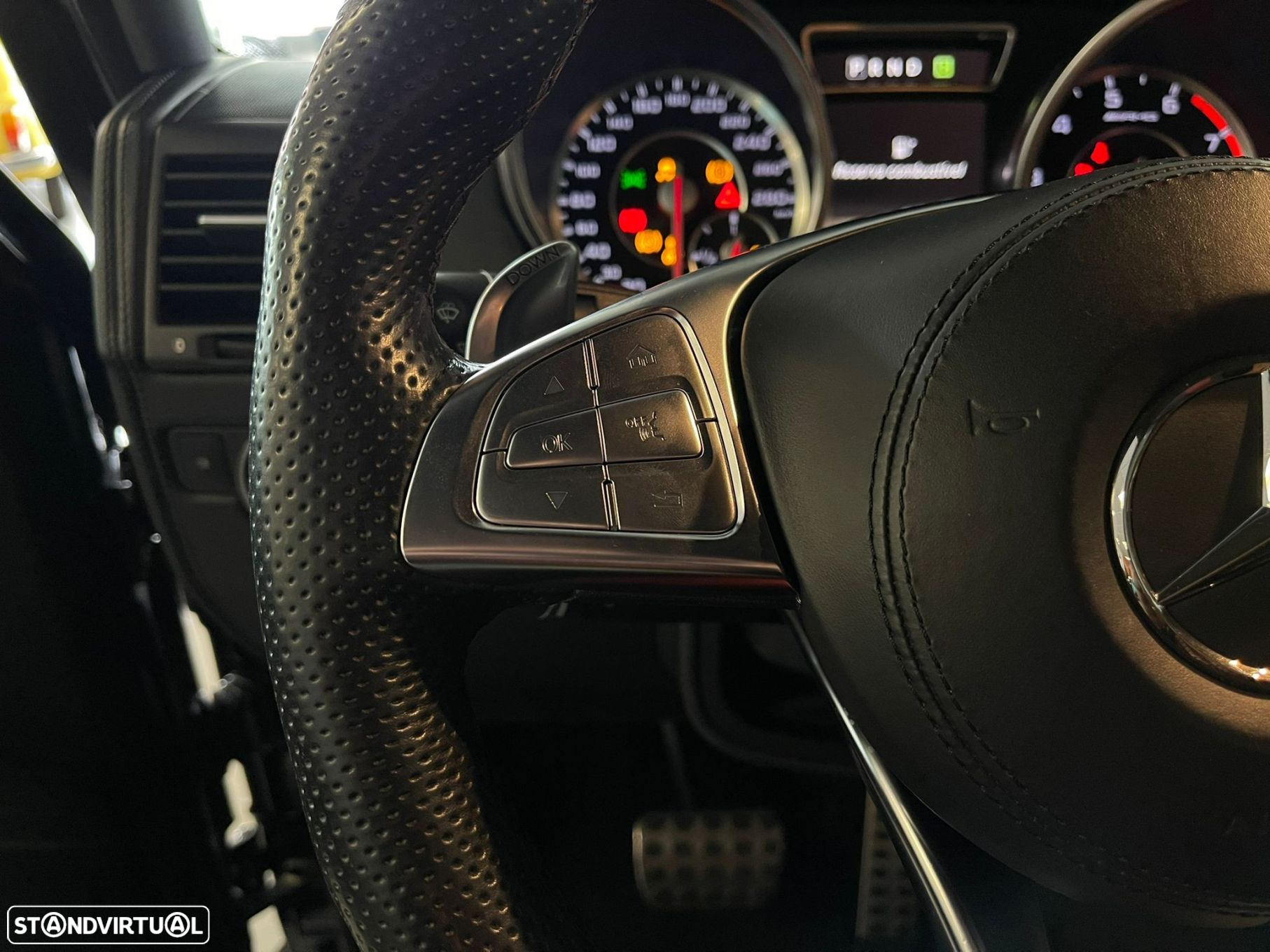 Mercedes-Benz G 63 AMG Standard - 14