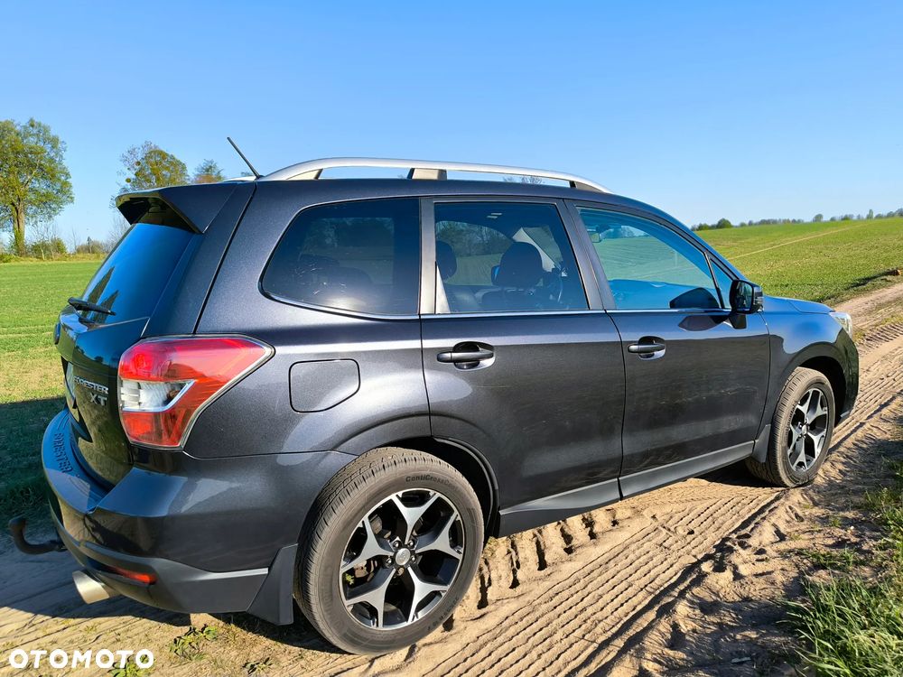 Subaru Forester 2.0XT Platinum Lineartronic - 7