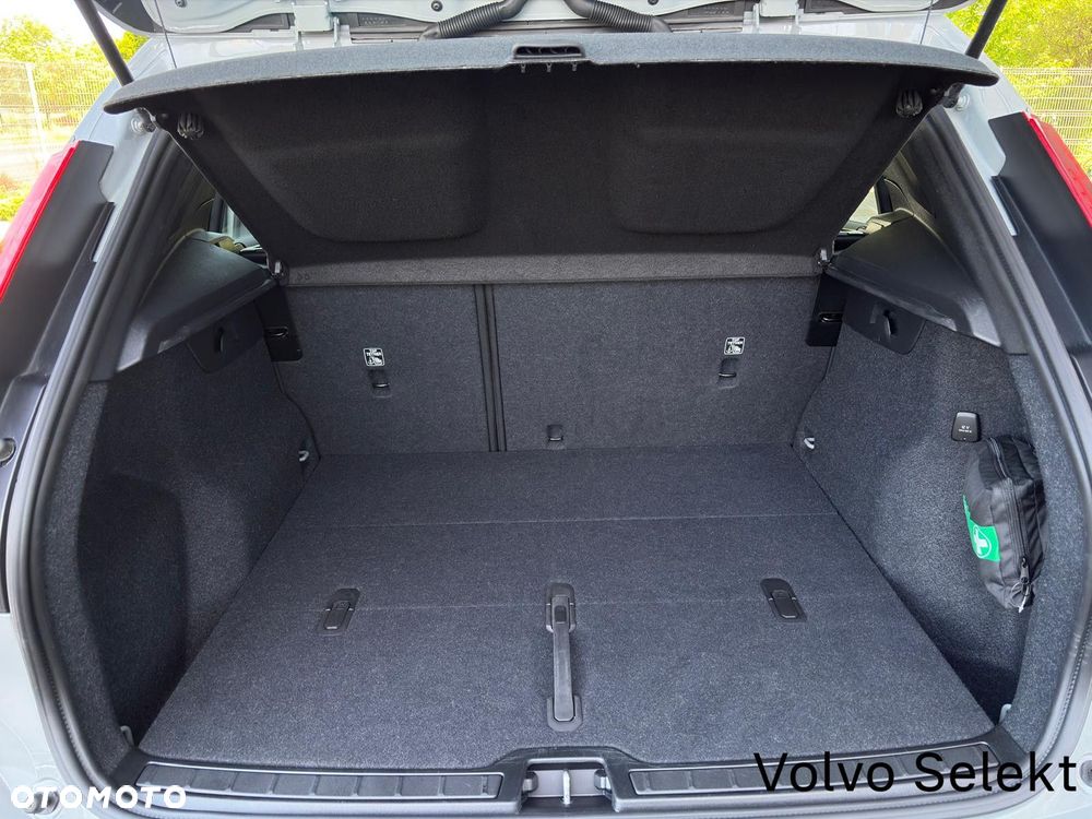 Volvo XC 40 - 12
