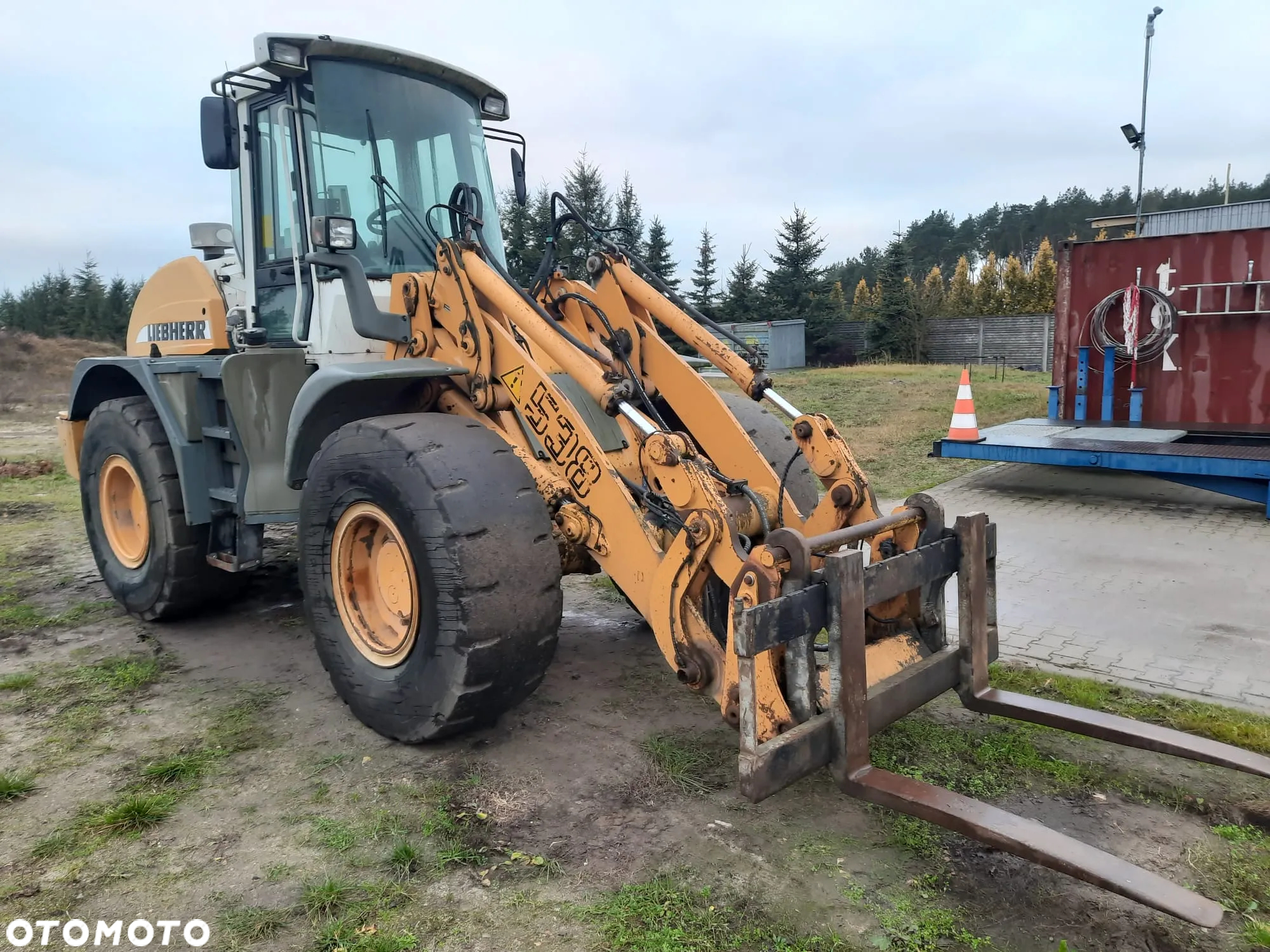 Liebherr 538 (2006r) 550 554 L 542 - 12