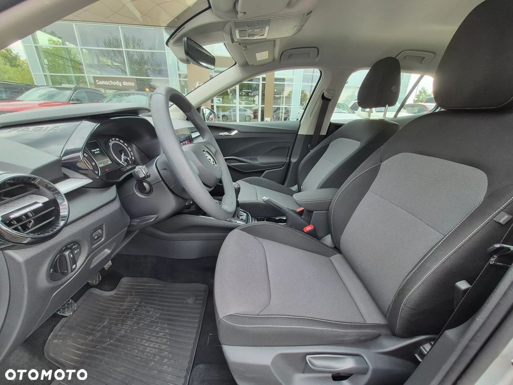 Skoda Fabia 1.0 Ambition - 12