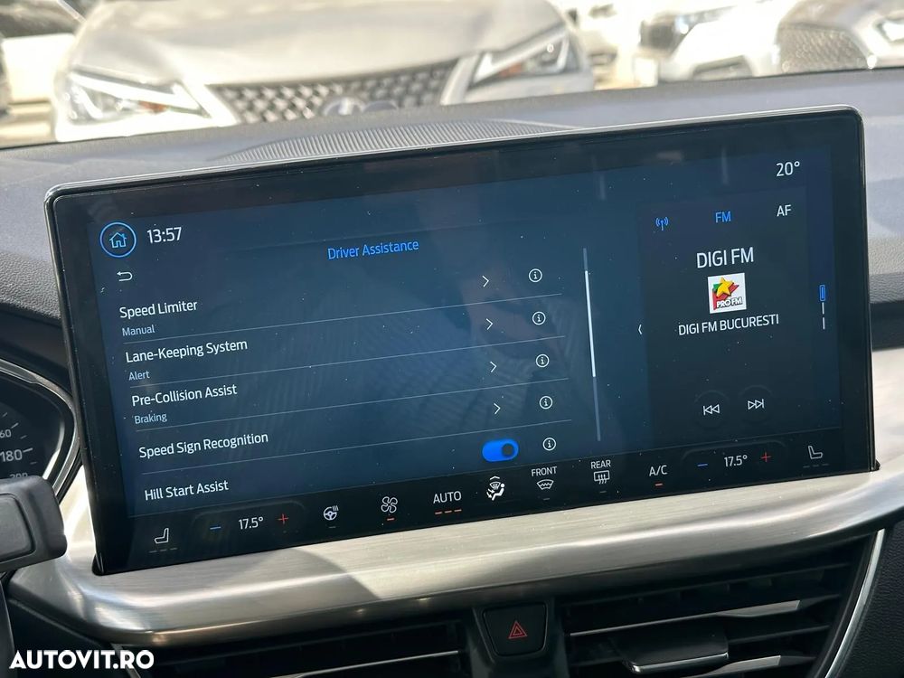 Ford Focus 1.0 EcoBoost MHEV Titanium X - 23
