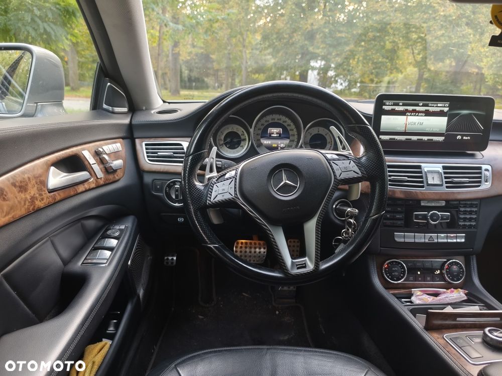 Mercedes-Benz CLS - 8