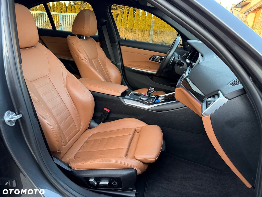 BMW Seria 3 M340i xDrive - 8