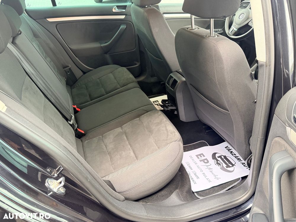 Volkswagen Golf - 15