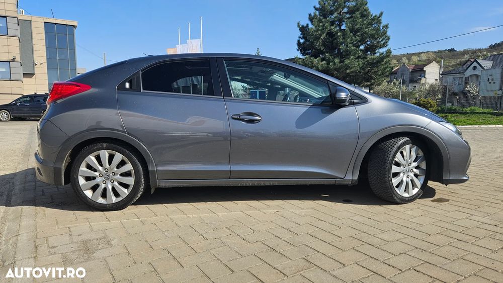 Honda Civic 1.8i Exec - 6