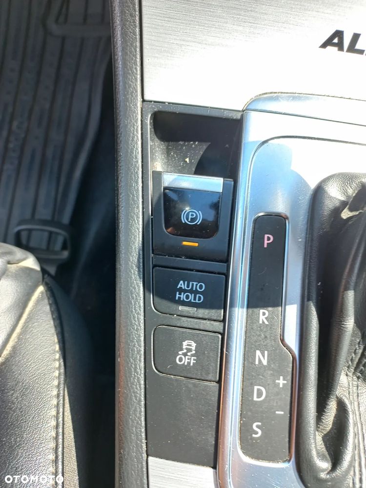 Volkswagen Passat Alltrack - 15