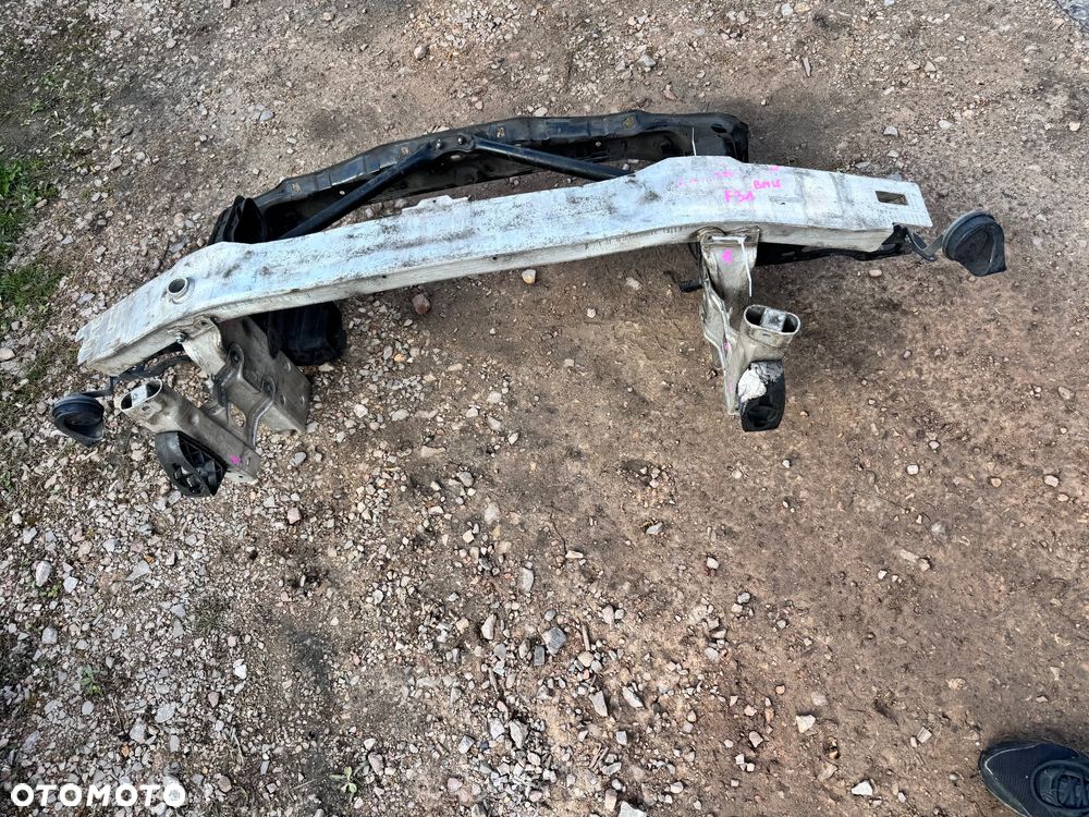 BMW 3 F30 F31 PAS PRZOD WZMOCNIENIE CZOLOWE DIESEL - 3