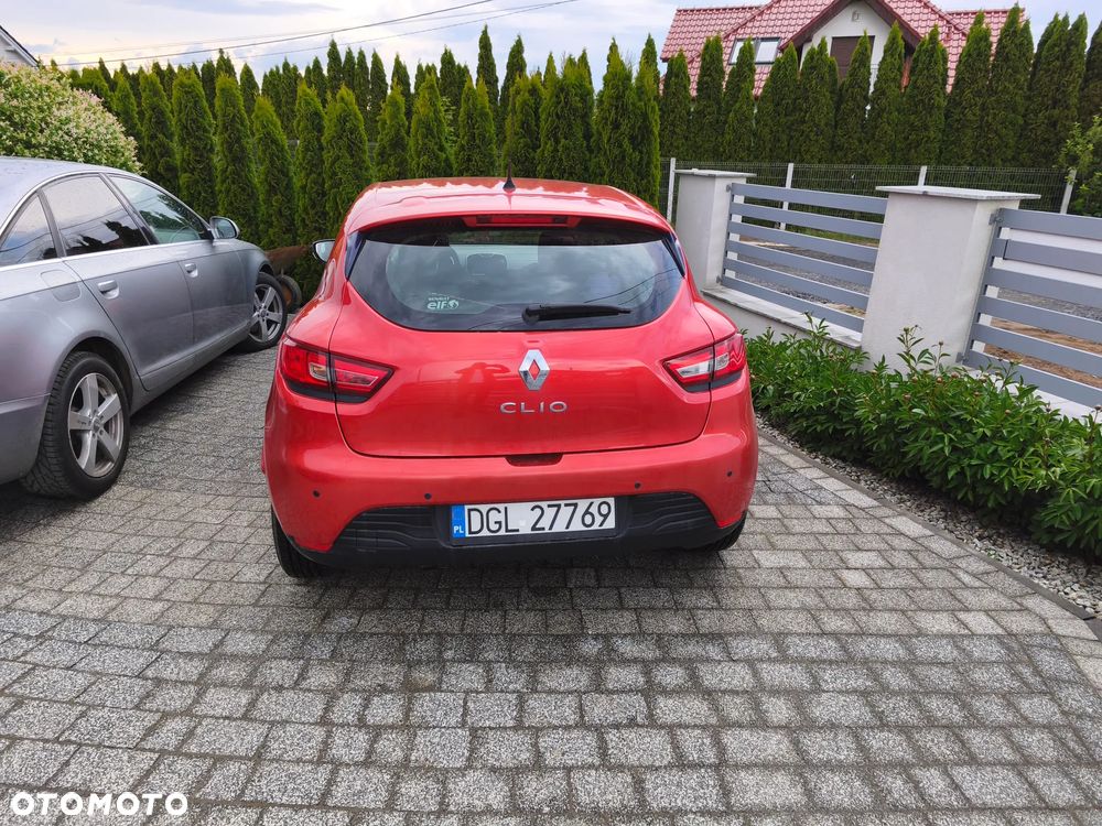 Renault Clio - 2