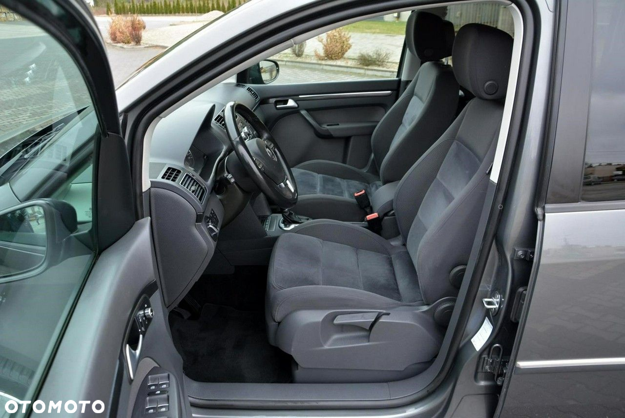 Volkswagen Touran 2.0 TDI DSG Freestyle - 14