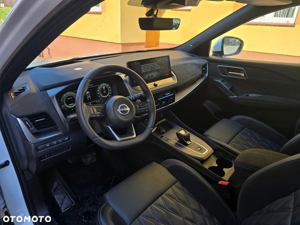 Nissan Qashqai 1.3 DIG-T MHEV Xtronic Tekna+ - 10