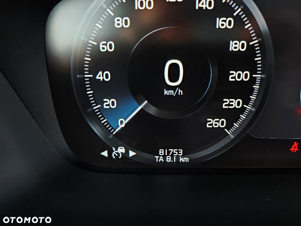 Volvo XC 90 - 38