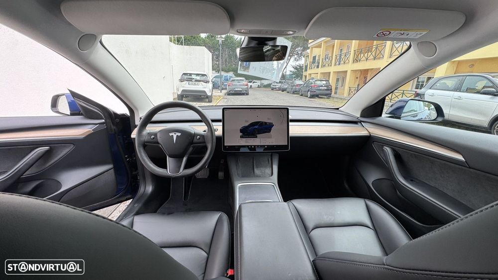 Tesla Model 3 - 15