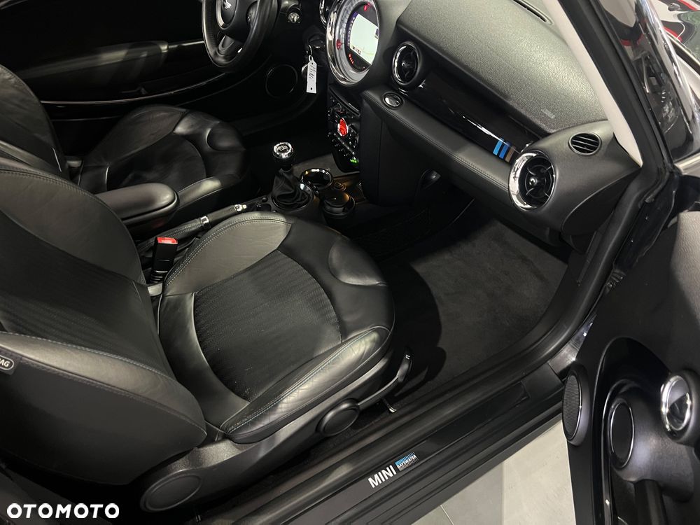 MINI Cooper D - 24