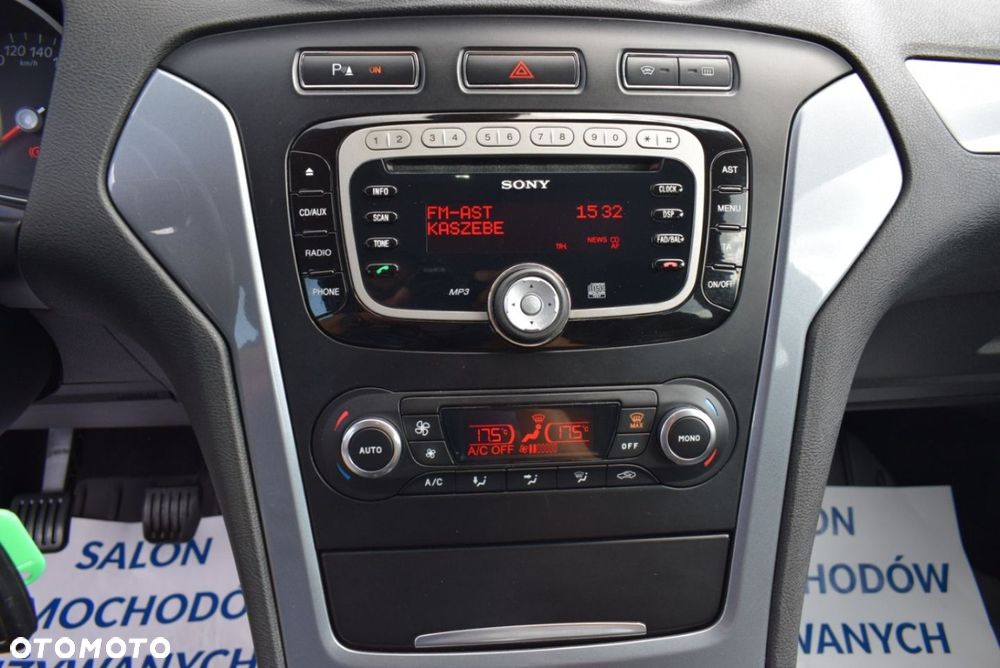 Ford Mondeo - 31
