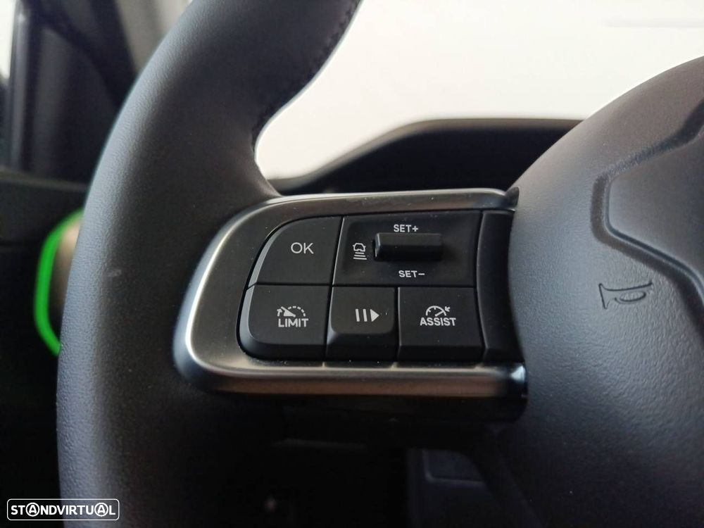 Jeep Avenger 1.2 e-Hybrid Altitude DCT - 17