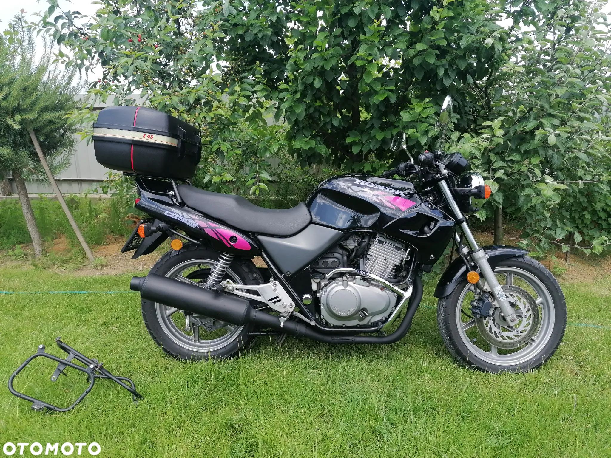 Honda CB - 1