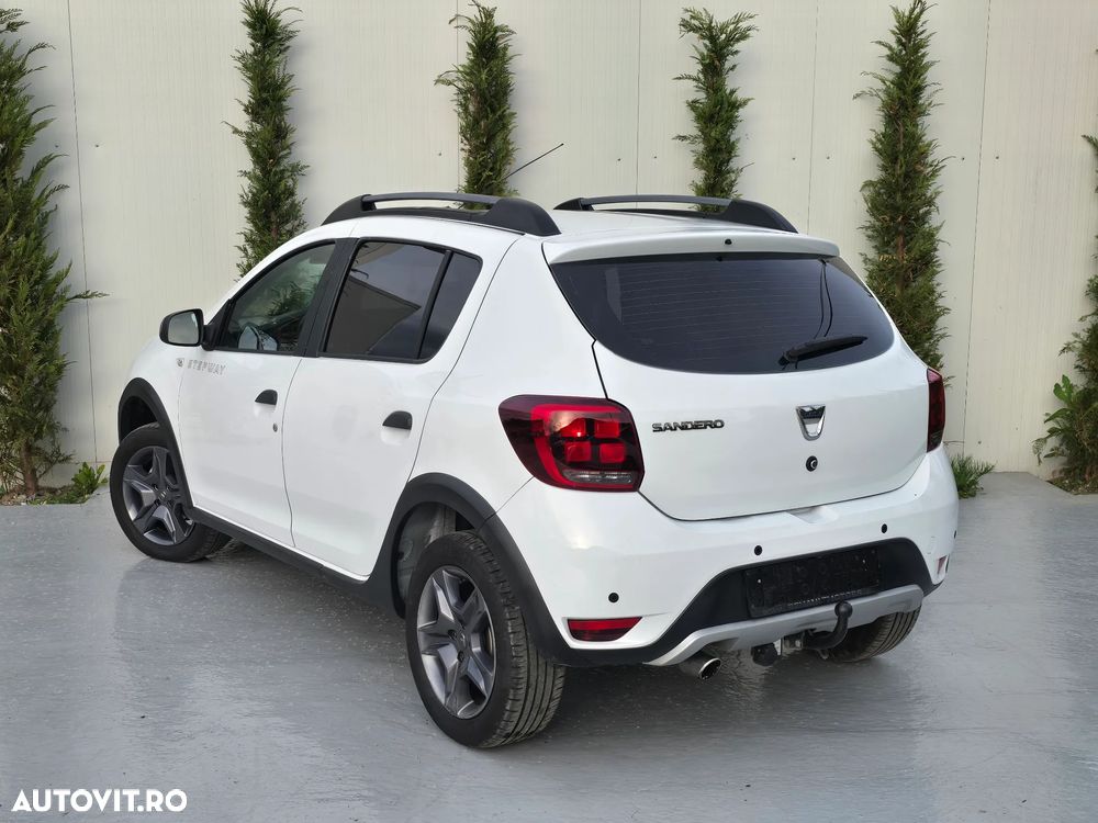 Dacia Sandero Stepway TCe 90 Prestige - 4