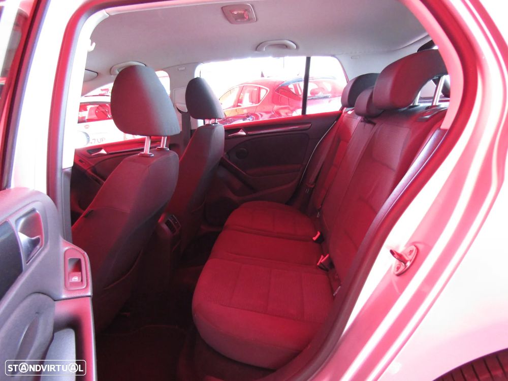 VW Golf 1.6 TDi Confortline - 7