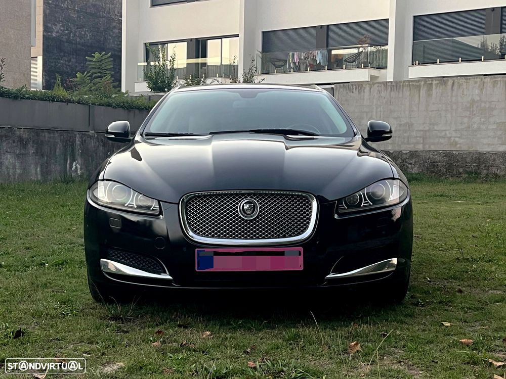 Jaguar XF Sportbrake 2.2 D Premium Luxury - 35